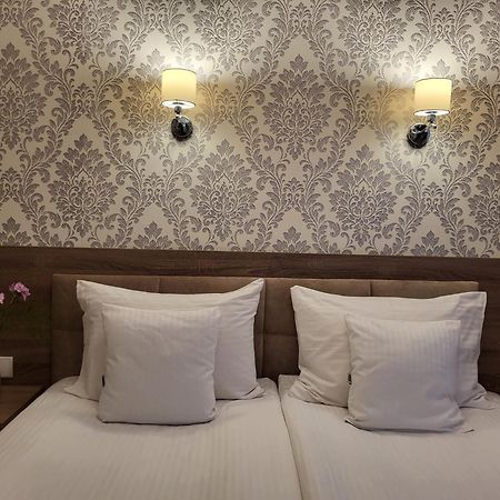 Hotel Maximum كراكوفيا المظهر الخارجي الصورة